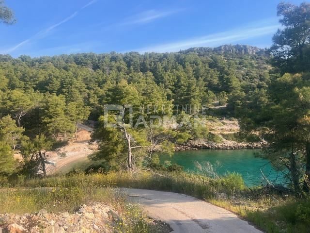 Terreno in vendita 1800 m² – Rogač