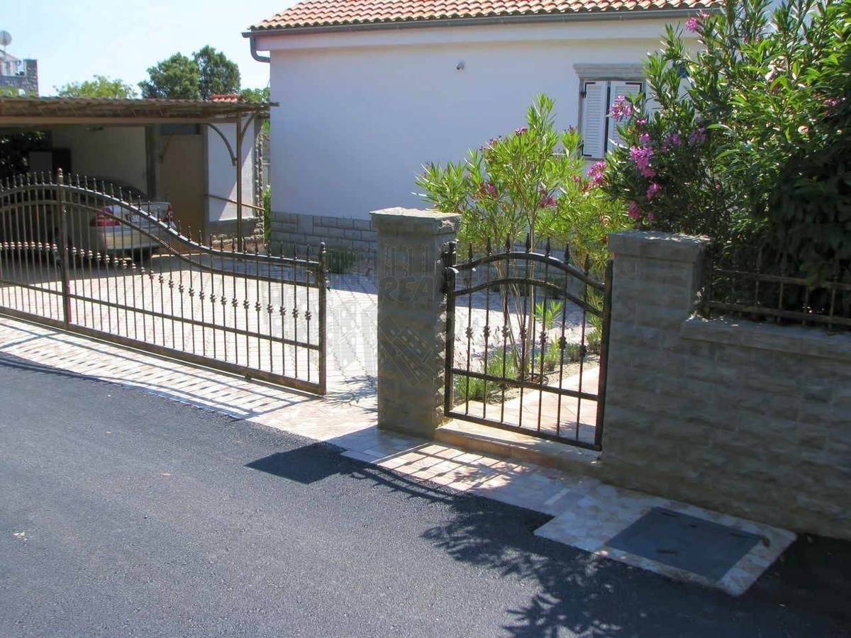 Casa In vendita - PRIMORSKO-GORANSKA KRK