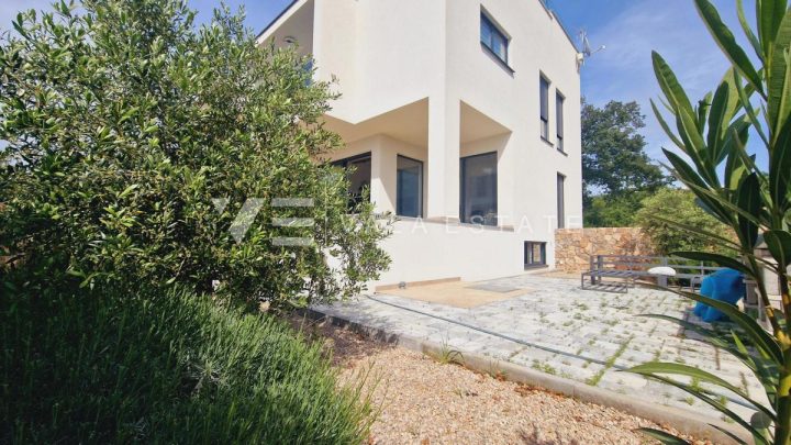 Flat for sale 77 m² – Njivice