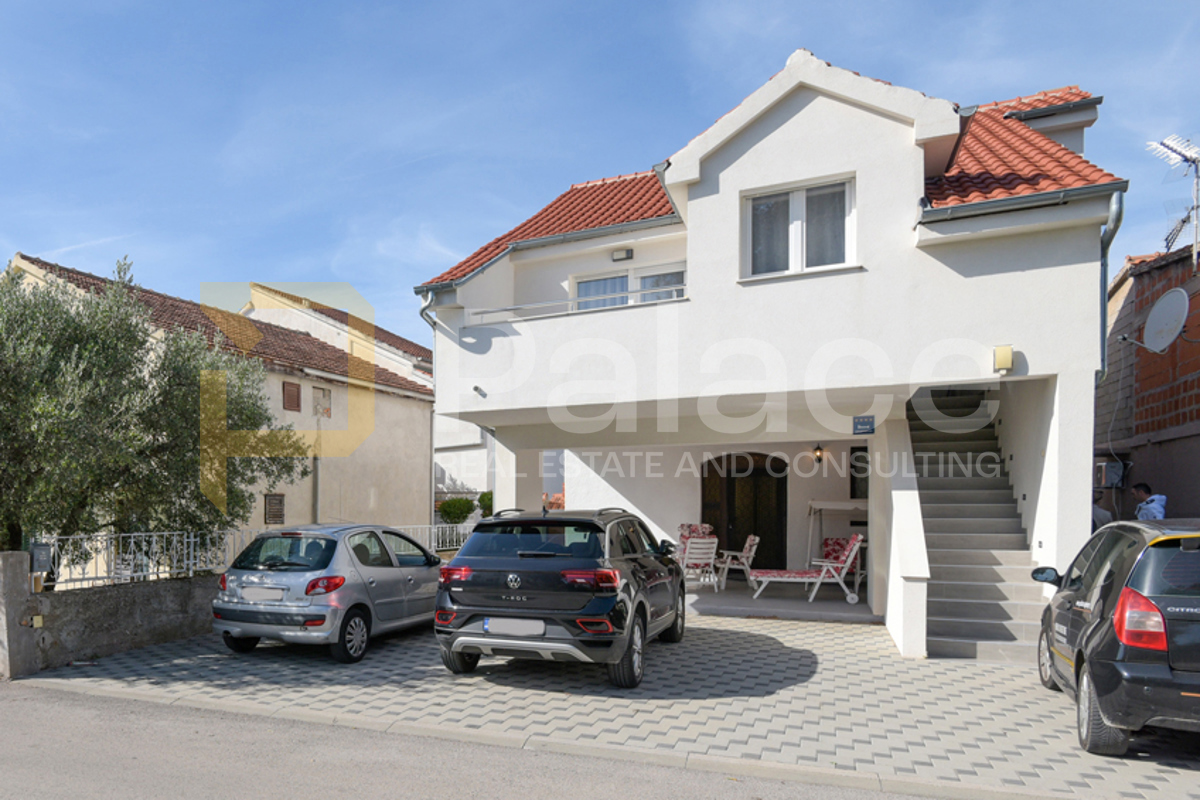 Apartmán K pronájmu - ŠIBENSKO-KNINSKA ŠIBENIK