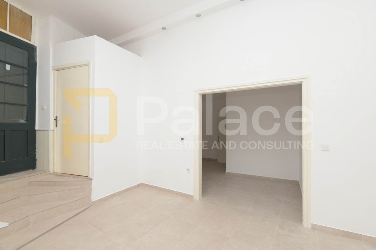 Business premises For rent