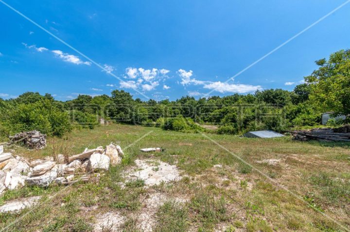 Terrain à vendre 2615 m² – Kanfanar