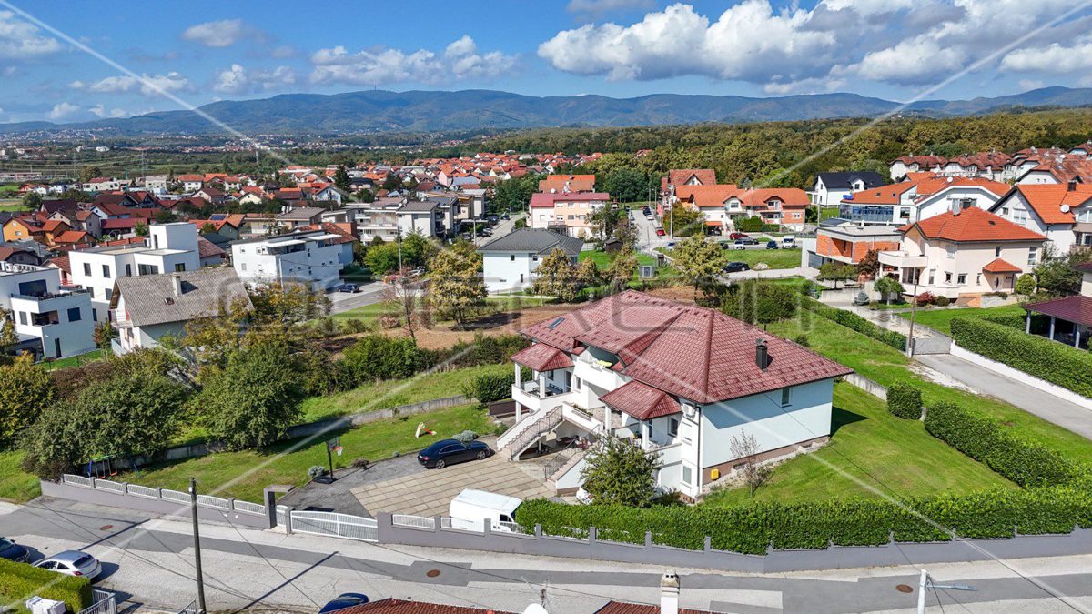 Haus Zu verkaufen - GRAD ZAGREB ZAGREB