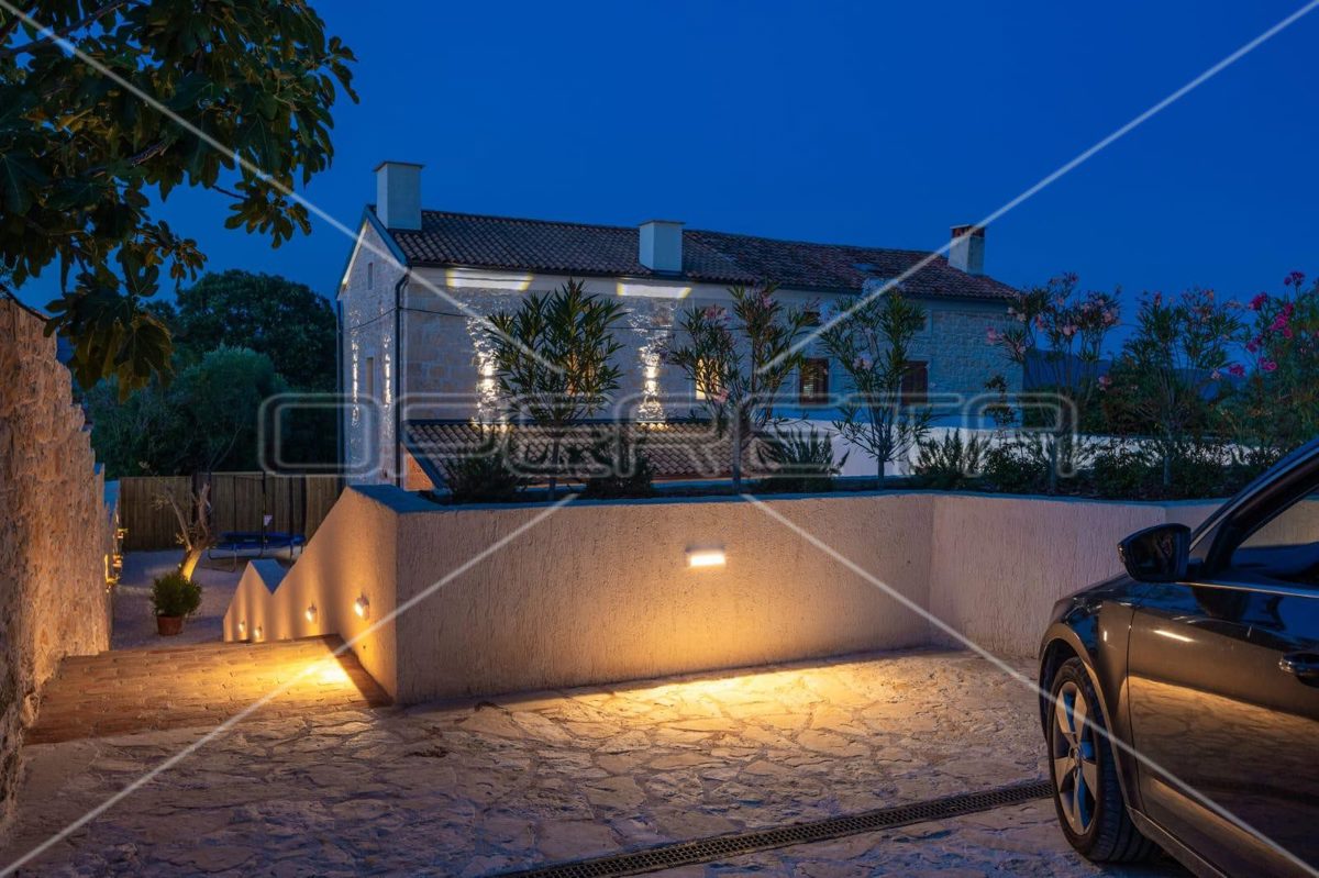 Haus Zu verkaufen - ISTARSKA MARČANA