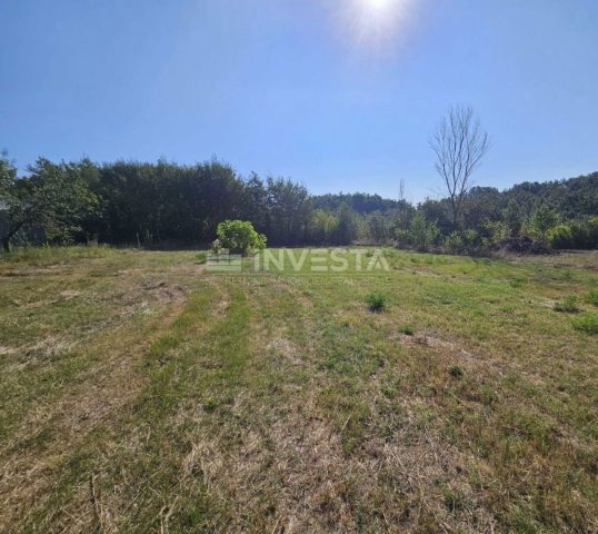 Terreno in vendita 2492 m² – Žminj