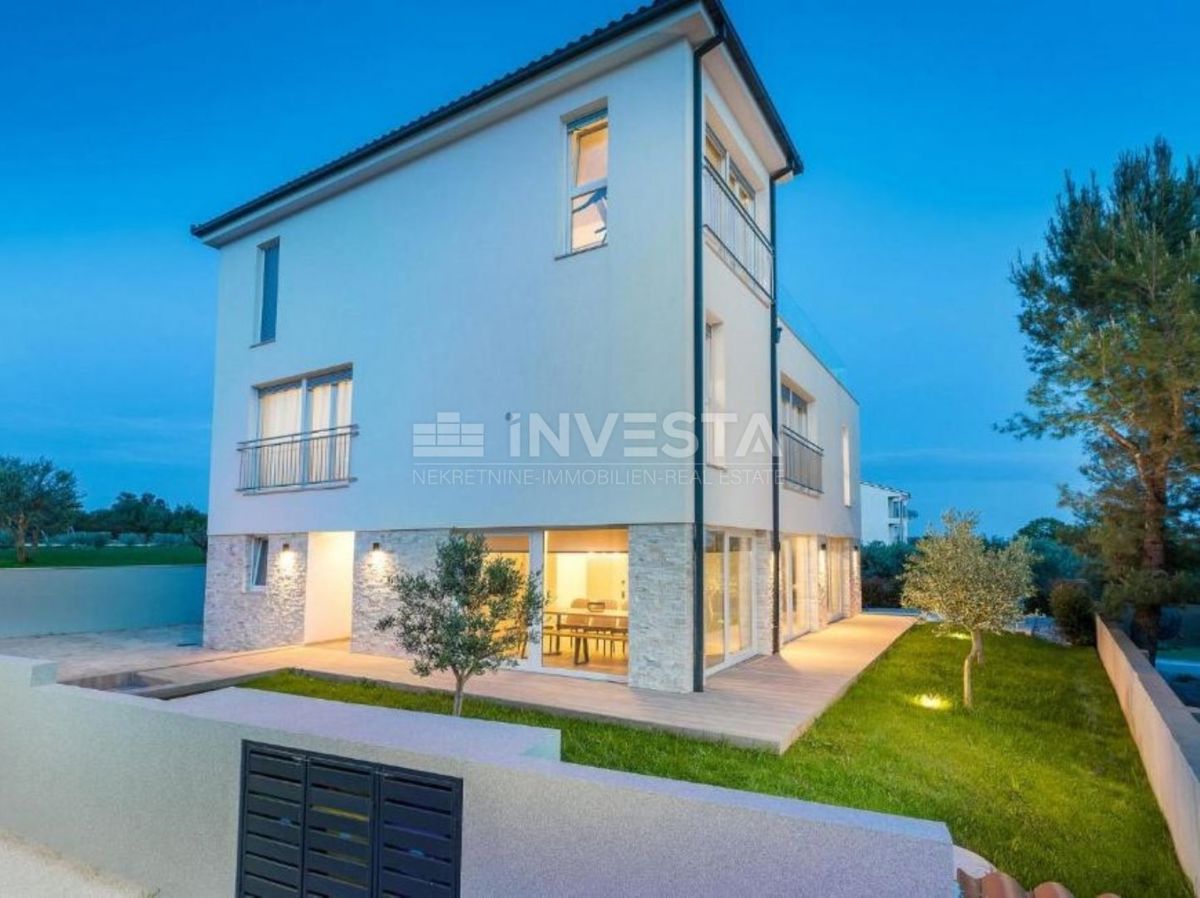 Haus Zu verkaufen - ISTARSKA FAŽANA