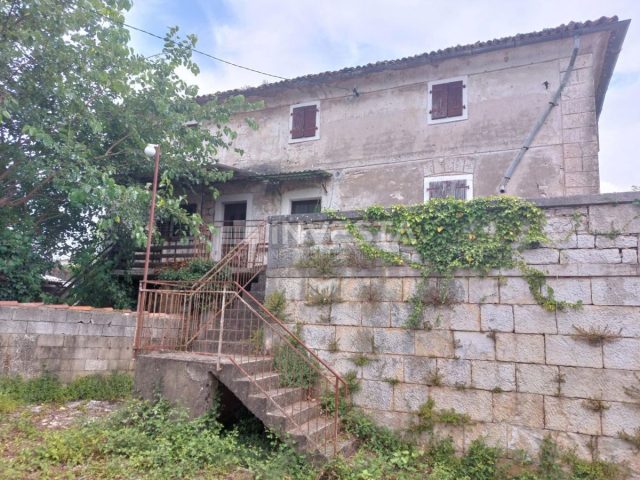 Casa in vendita 130 m² – Baderna