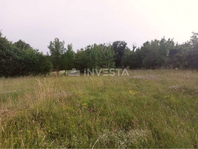 Działka na sprzedaż 4168 m² – Tinjan