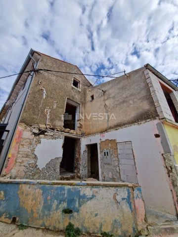 Kuća na prodaju – Ližnjan