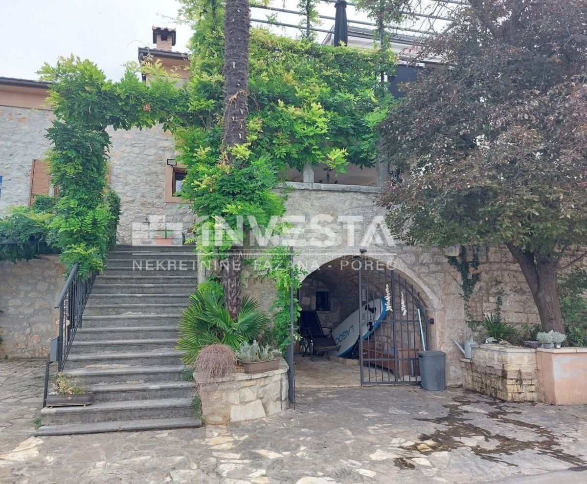 Casa In vendita - Istarska Poreč - foto 1/39