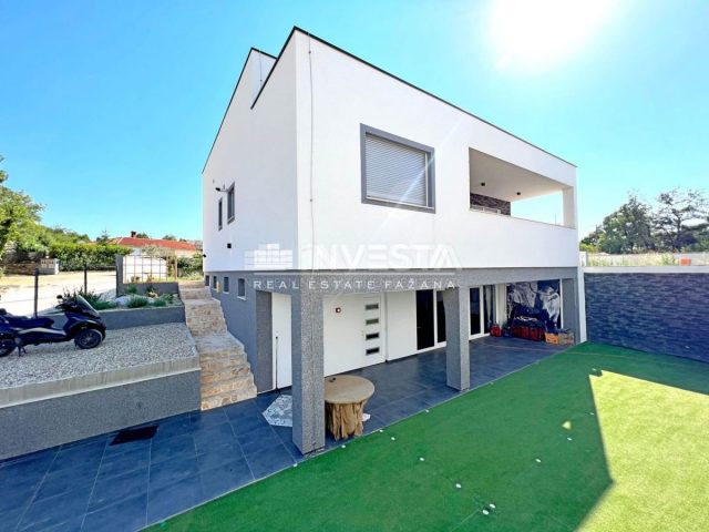 House for sale 240 m² – Vodnjan