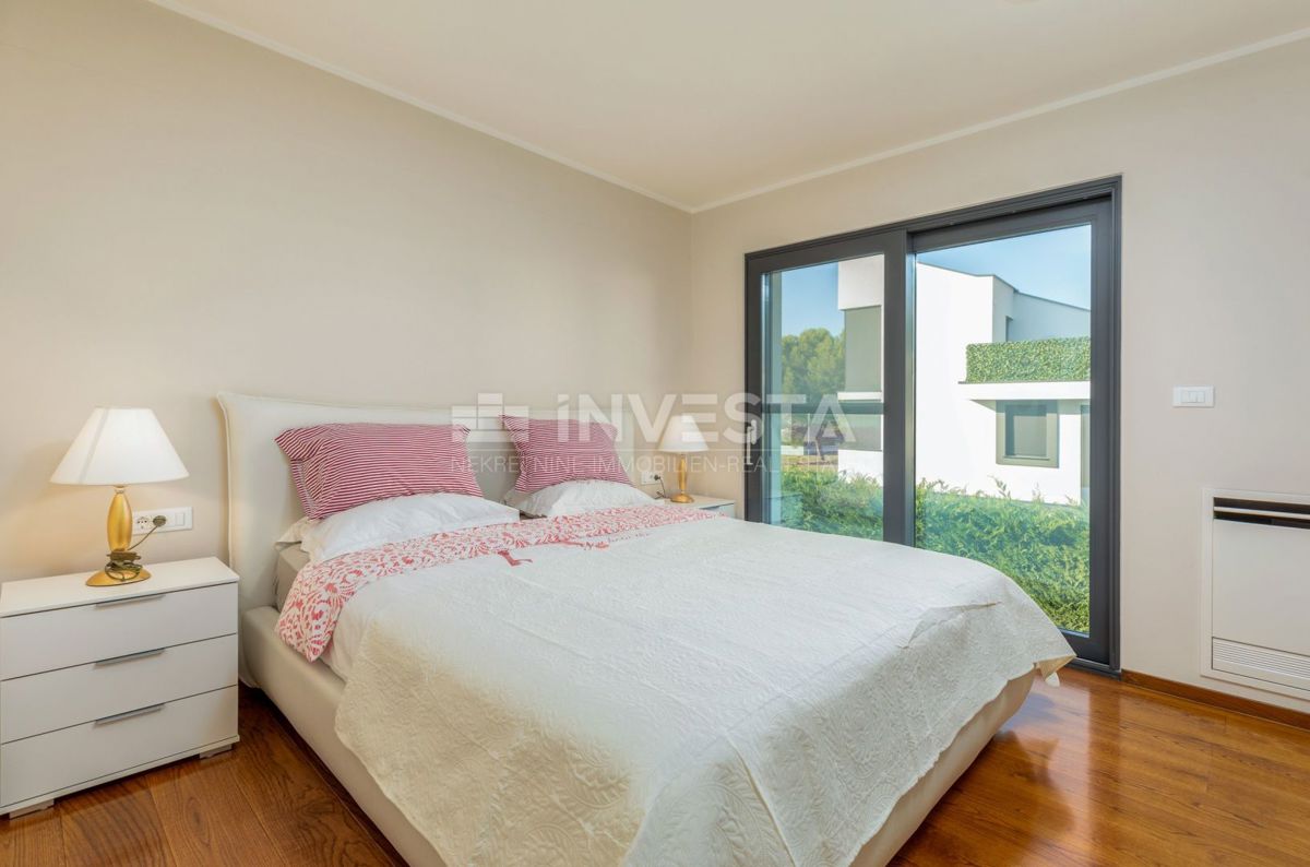 Casa In vendita - ISTARSKA FAŽANA