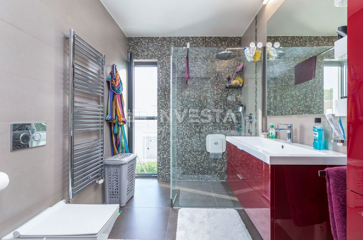 Casa In vendita - ISTARSKA FAŽANA