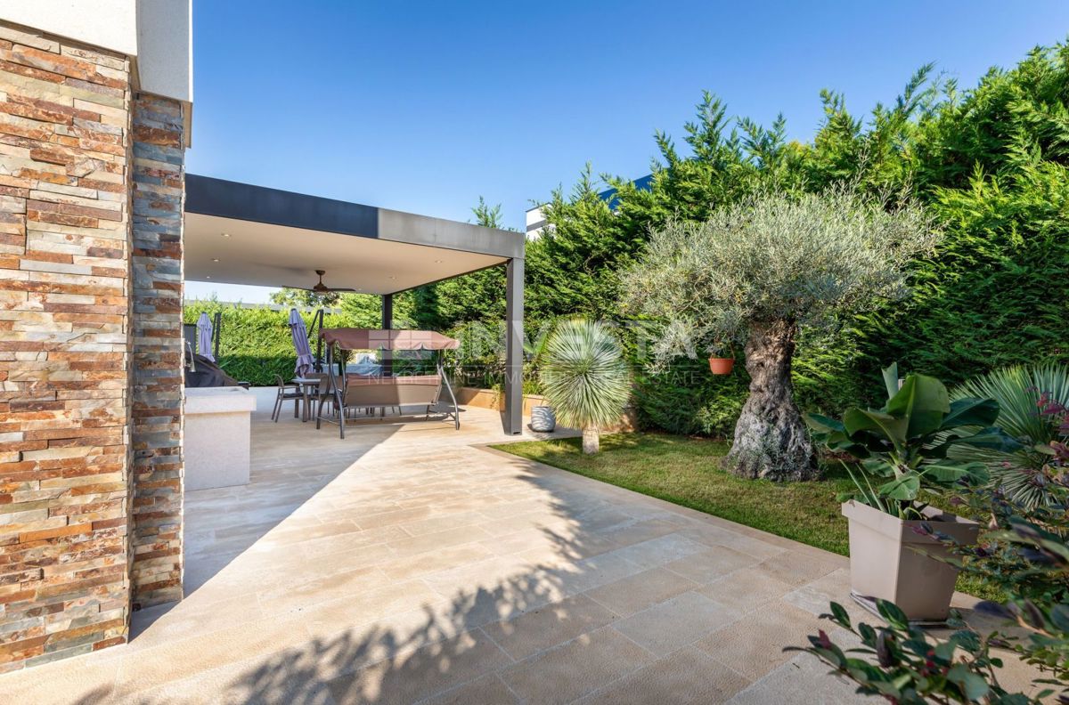 Casa In vendita - ISTARSKA FAŽANA