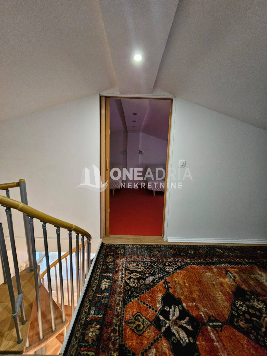 Flat For sale - PRIMORSKO-GORANSKA KRALJEVICA