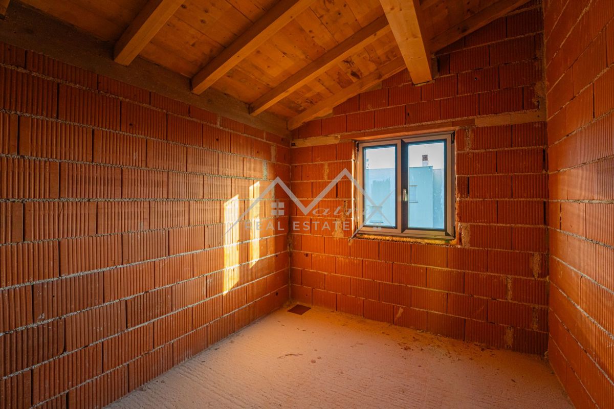House For sale - ISTARSKA MEDULIN