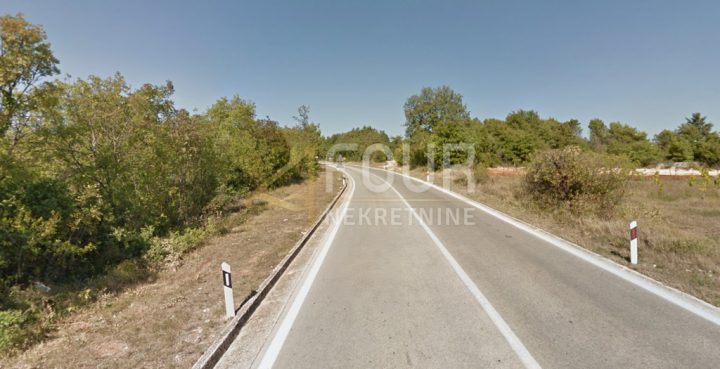 Zemljište na prodaju 5759 m² – Vodnjan