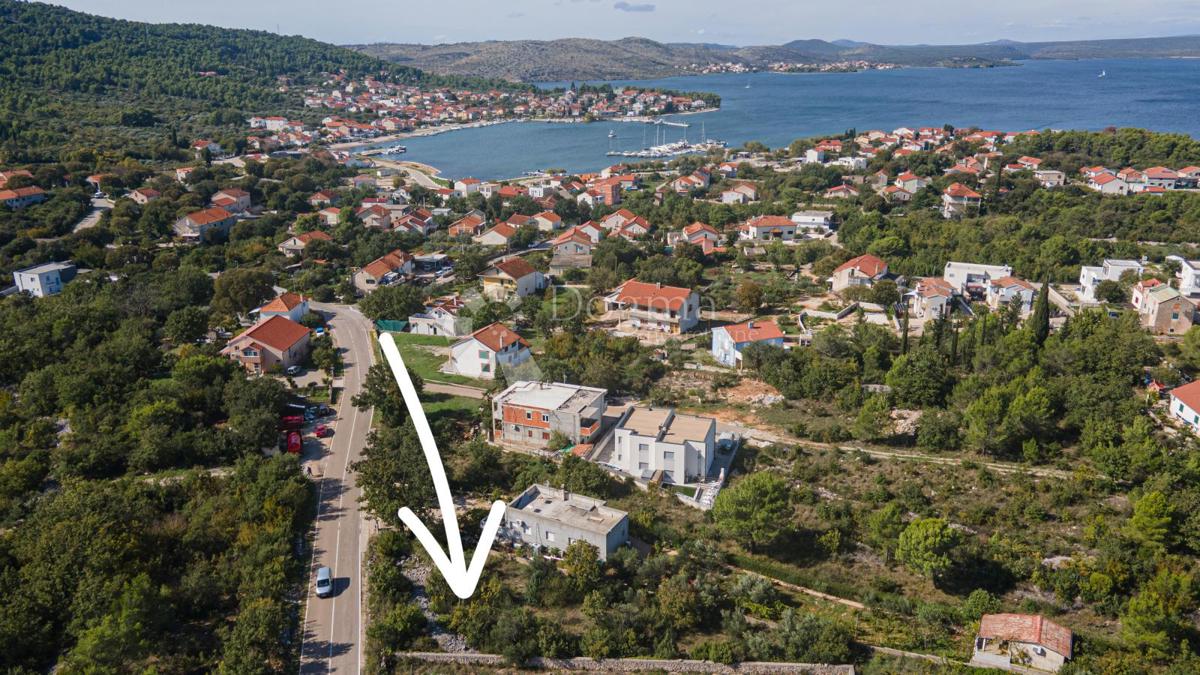 Pozemok Na predaj - ŠIBENSKO-KNINSKA ŠIBENIK