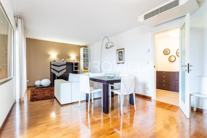 Flat For sale - SPLITSKO-DALMATINSKA SPLIT