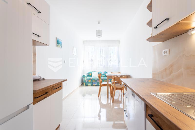 Apartmán Na prenájom - SPLITSKO-DALMATINSKA SPLIT