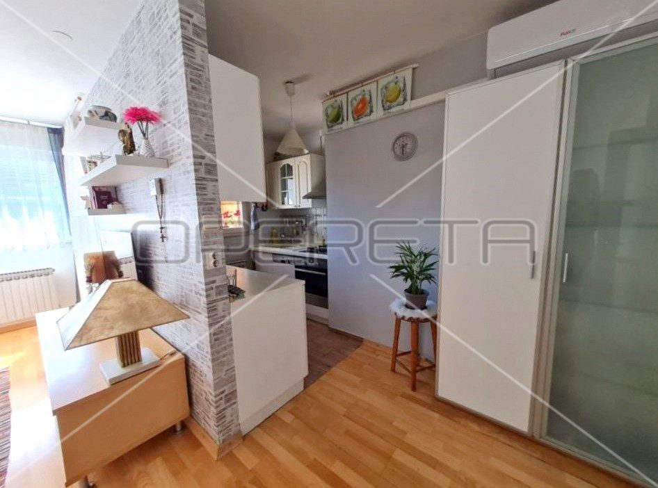 Apartmán Na predaj - GRAD ZAGREB ZAGREB