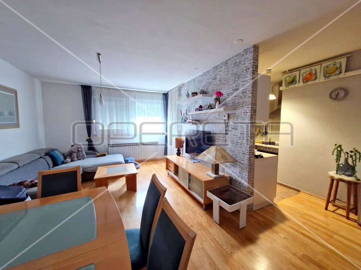 Apartmán Na predaj - GRAD ZAGREB ZAGREB