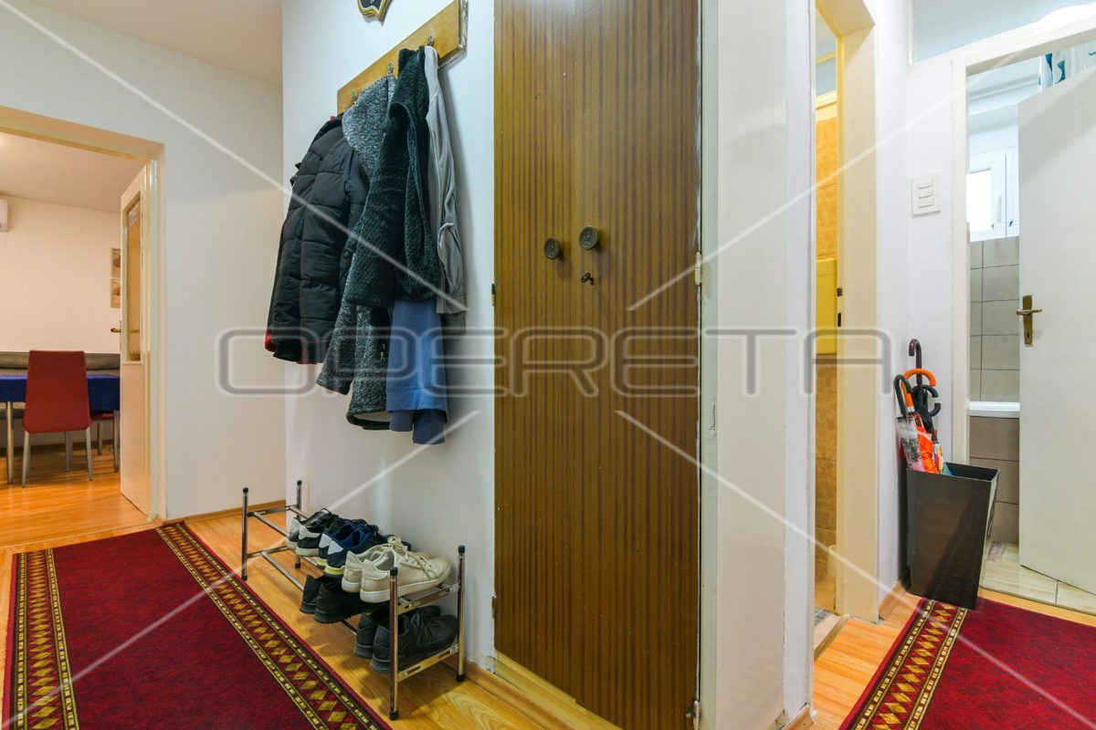 Apartment Zu verkaufen - KARLOVAČKA KARLOVAC