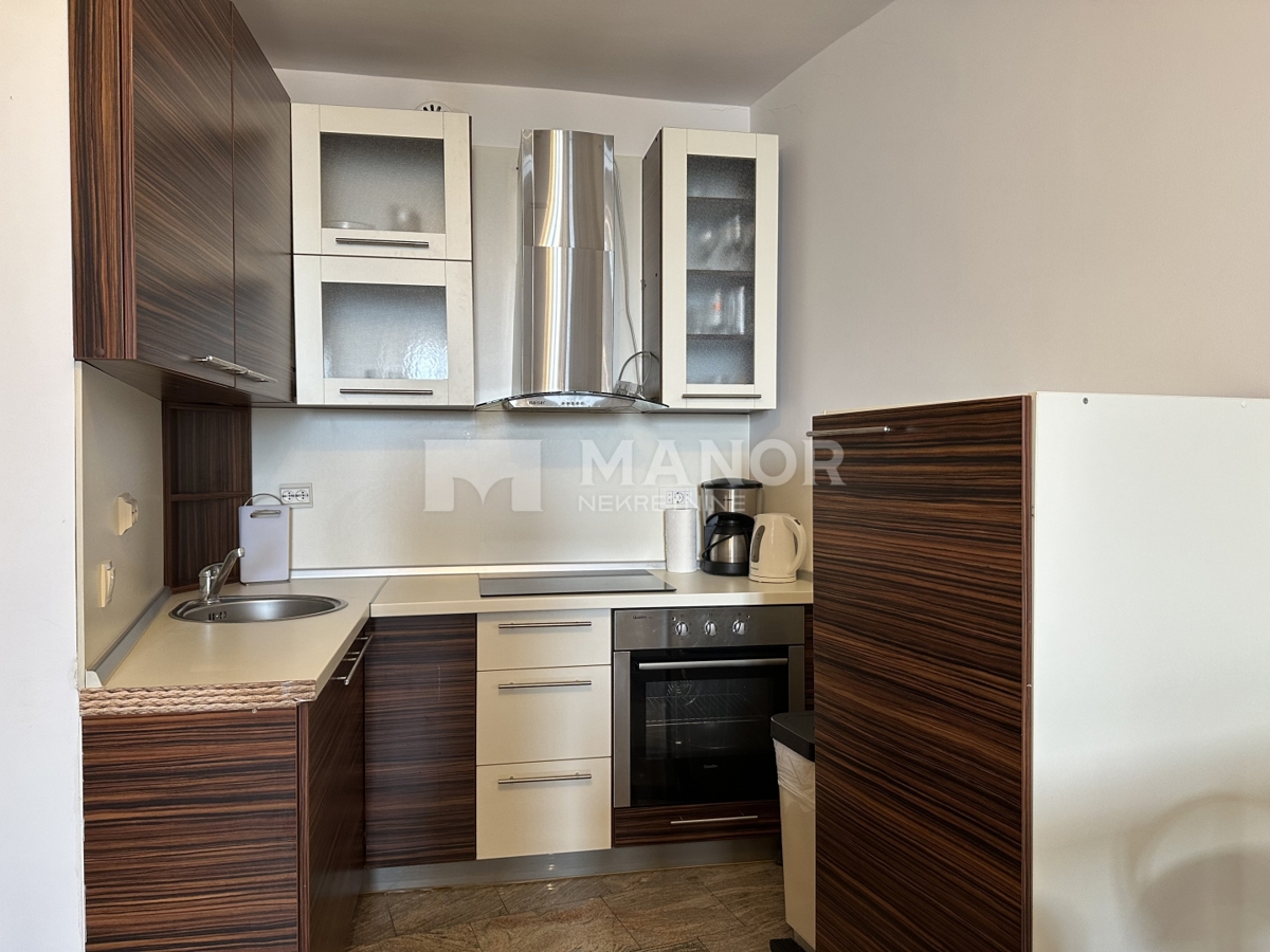 Flat For rent - PRIMORSKO-GORANSKA OPATIJA