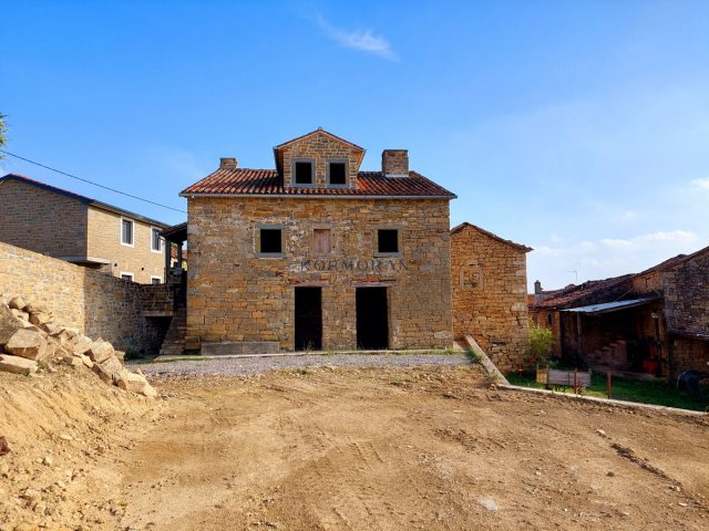 Dom na sprzedaż 240 m² – Motovun