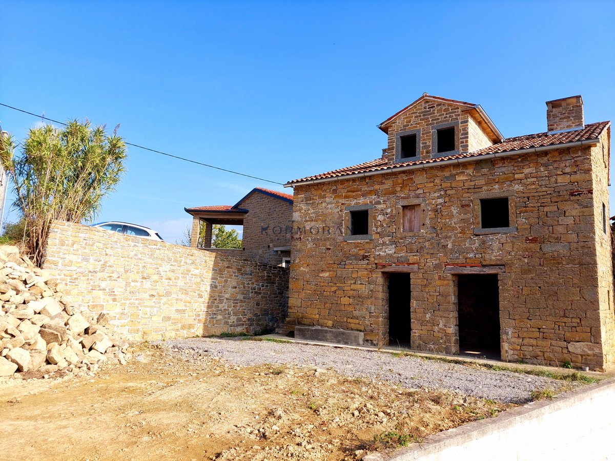 Kuća Na prodaju - ISTARSKA MOTOVUN