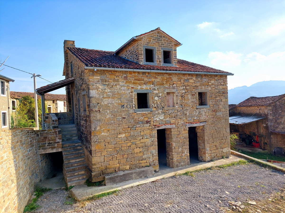 Kuća Na prodaju - ISTARSKA MOTOVUN