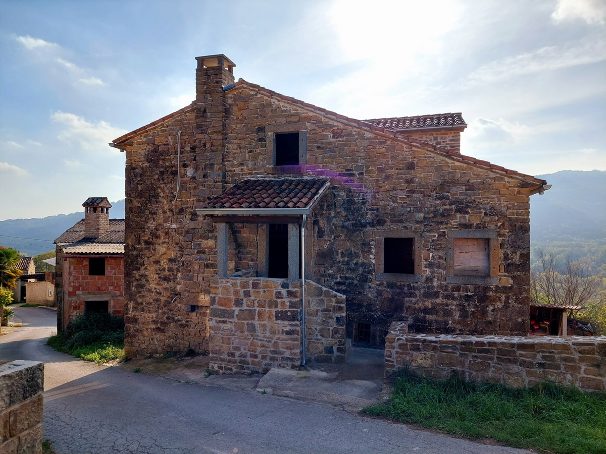 Kuća Na prodaju - ISTARSKA MOTOVUN