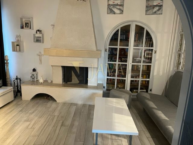Haus Zu verkaufen KASTAV