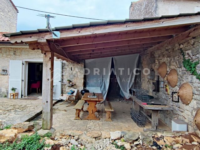 Kuća Na prodaju - Istarska Višnjan - foto 3/25