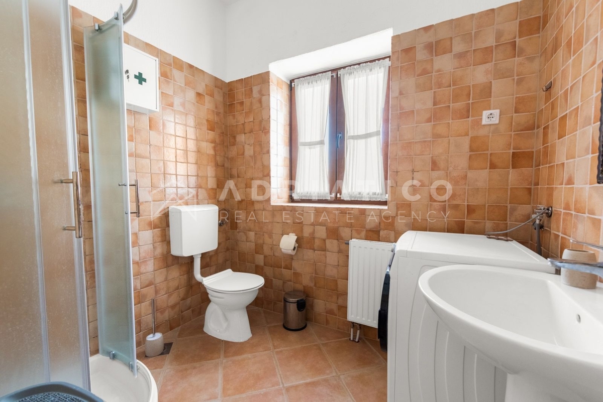 Haus Zu verkaufen - ISTARSKA SVETVINČENAT