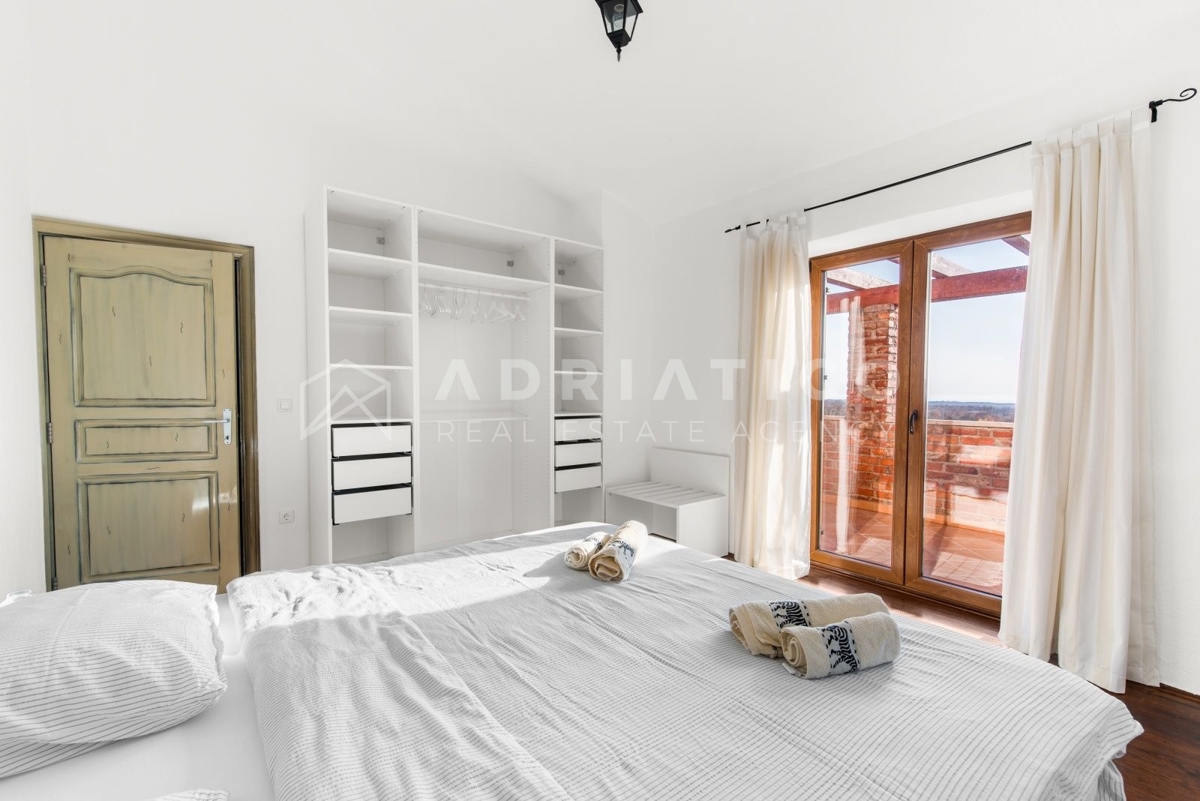 Haus Zu verkaufen - ISTARSKA SVETVINČENAT