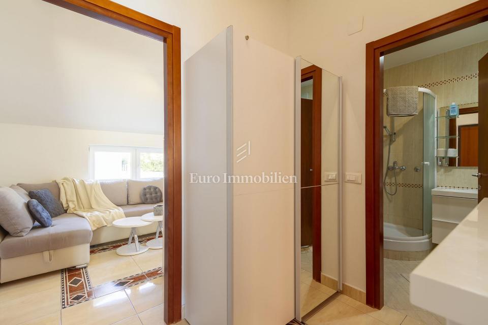 Flat For sale - PRIMORSKO-GORANSKA CRIKVENICA