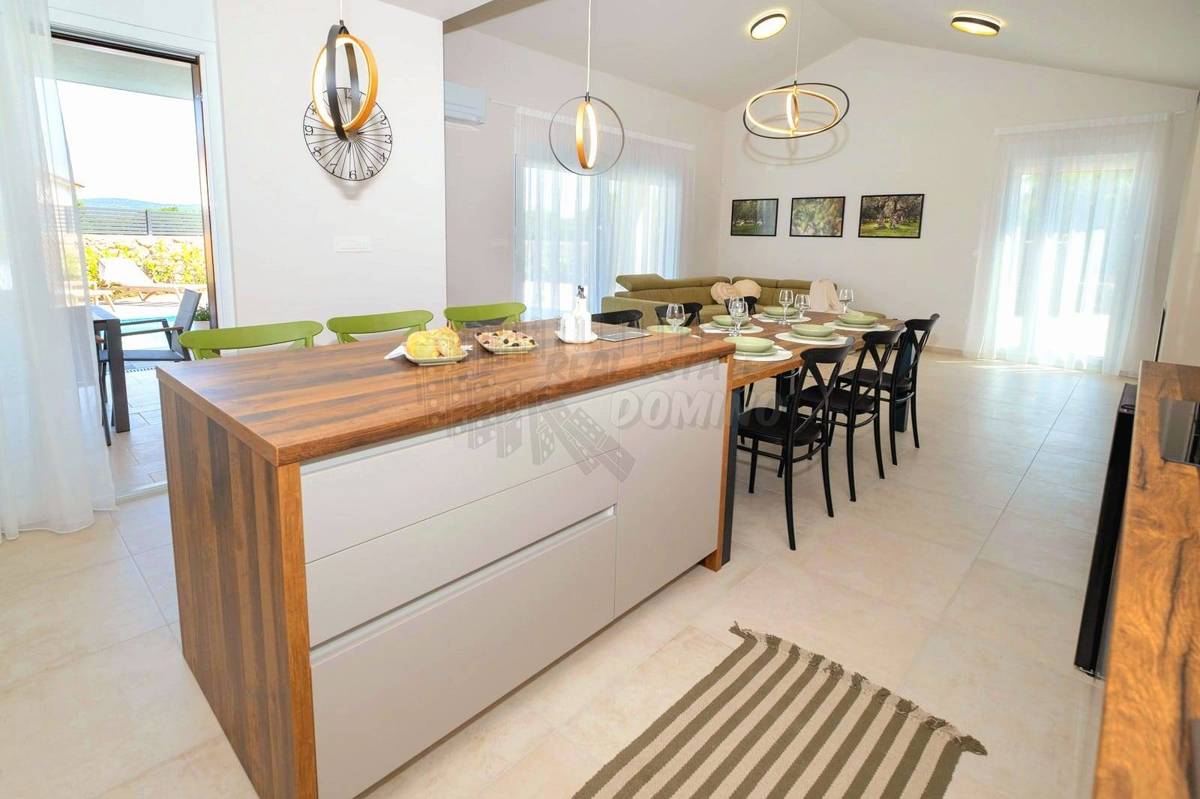 Casa In vendita - PRIMORSKO-GORANSKA KRK