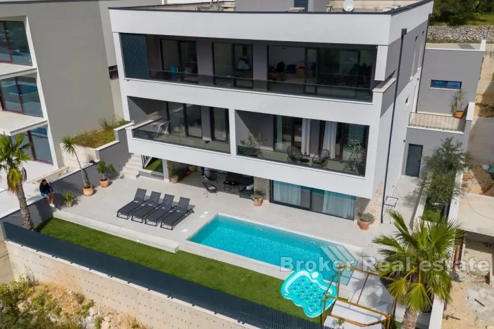 Dom na predaj 380 m² – Makarska