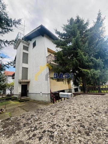 Maison à louer – Prečko
