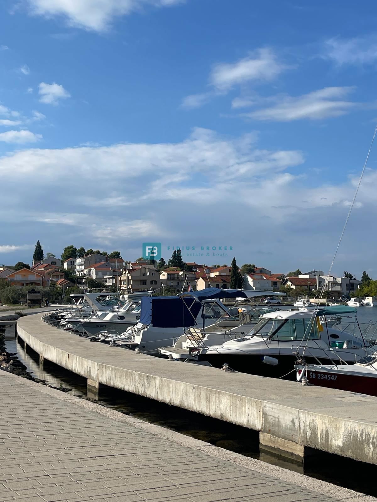 Casa In vendita - ŠIBENSKO-KNINSKA ŠIBENIK