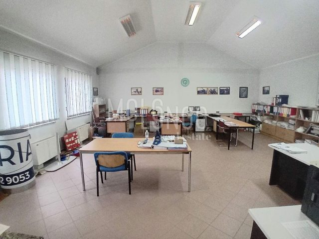Poslovni prostori na predaj 2364 m² – Kastav
