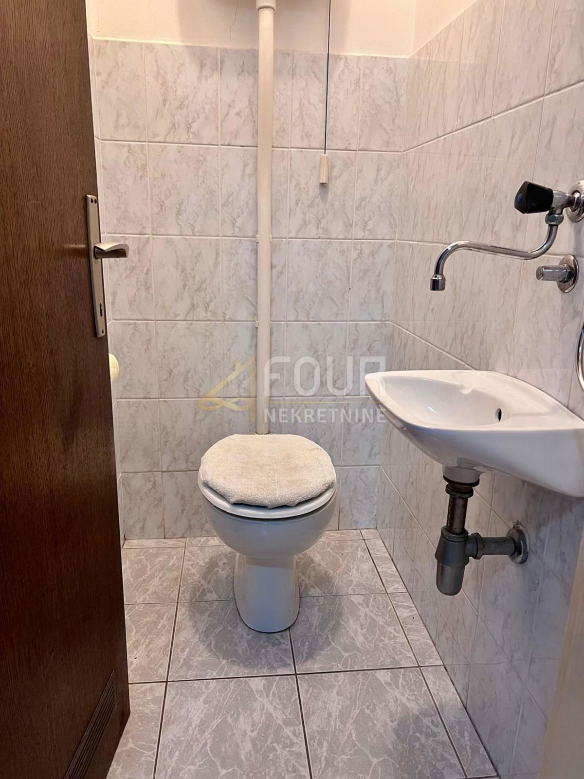 Flat For sale - PRIMORSKO-GORANSKA KASTAV