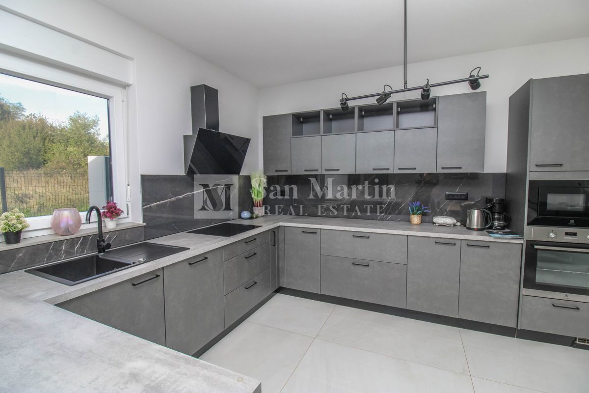 Haus Zu verkaufen - ISTARSKA POREČ