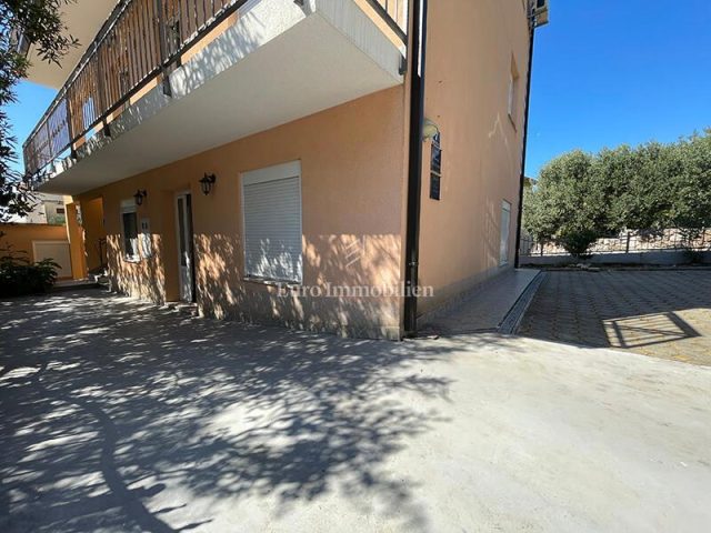 Casa In vendita - Splitsko-dalmatinska Gradac - foto 2/15