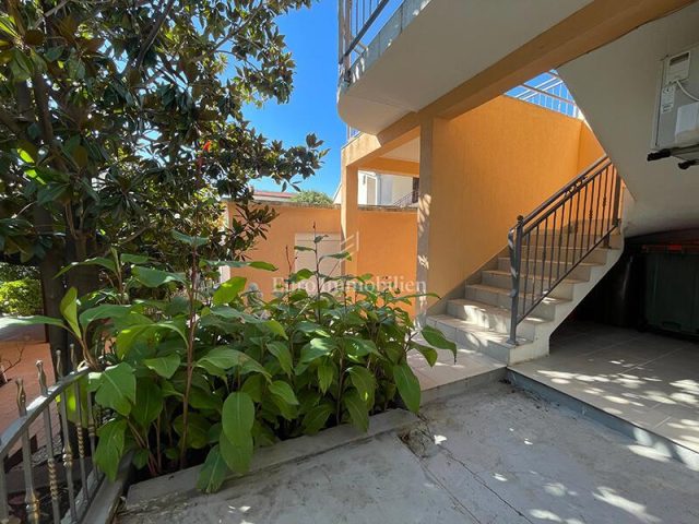 Casa In vendita - Splitsko-dalmatinska Gradac - foto 4/15