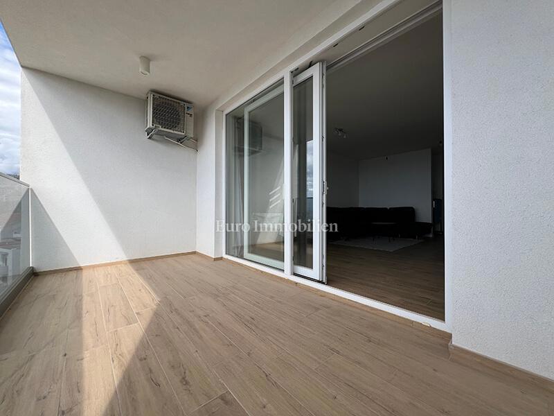 Flat For sale - SPLITSKO-DALMATINSKA MAKARSKA