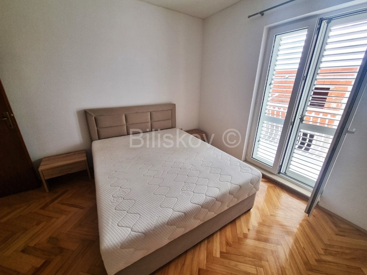 Apartma Za najem - SPLITSKO-DALMATINSKA KAŠTELA