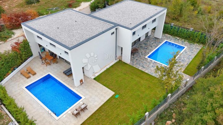Maison à vendre 178 m² – Rovinjsko Selo