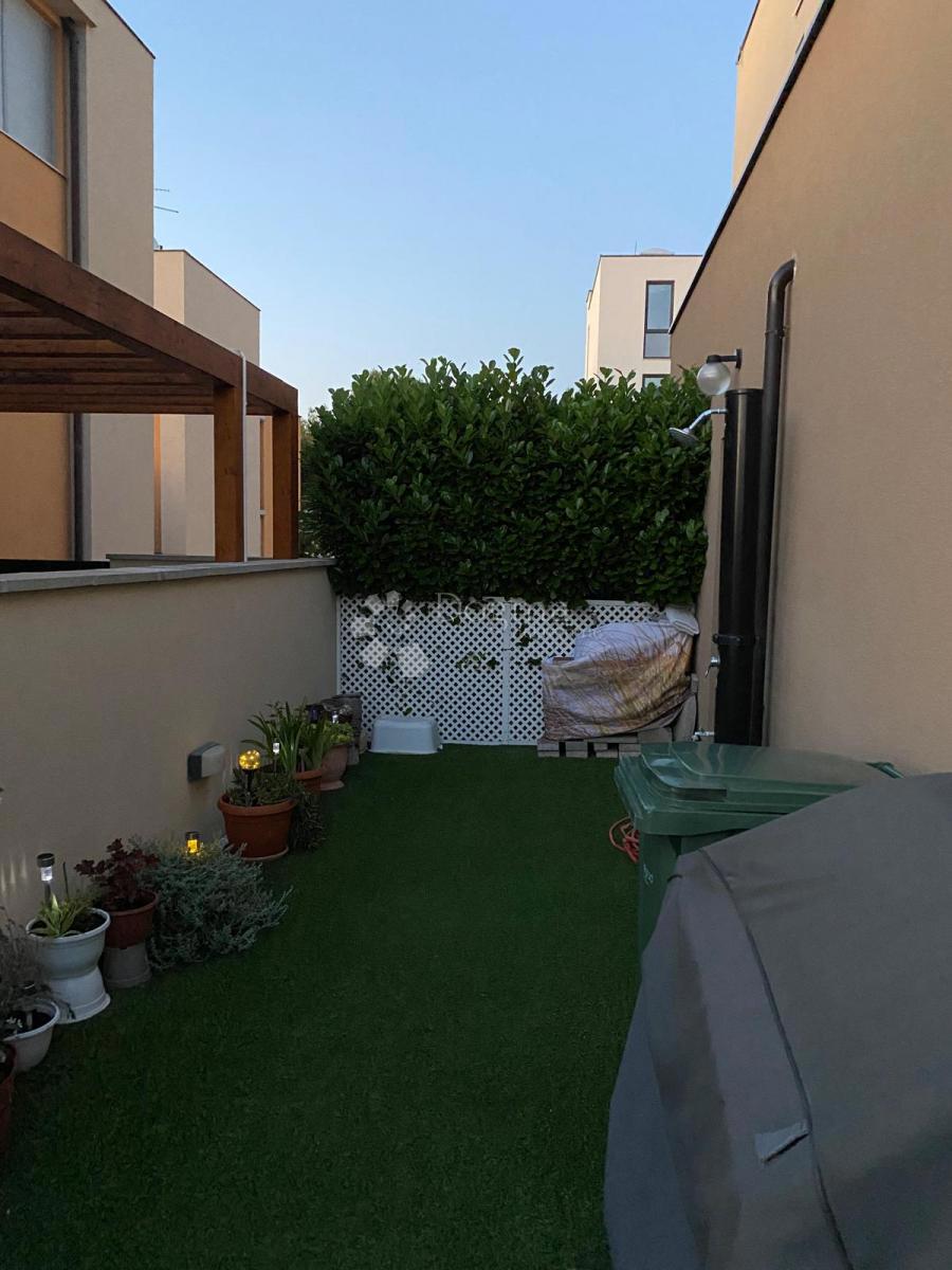 Appartamento In vendita - ŠIBENSKO-KNINSKA ŠIBENIK